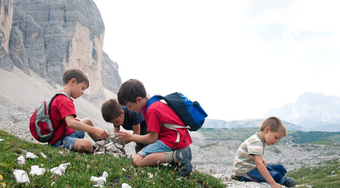 Wakacje z maluchem pod namiotem - wybierz najlepsze buty trekkingowe dla dzieci!