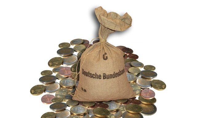 Jakimi pieniędzmi płaci się w Słowenii?