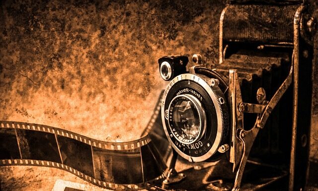 Dlaczego obiektyw winietuje? Dlaczego obiektyw winietuje?