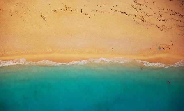 W jakim kraju jest ciepło w lutym?